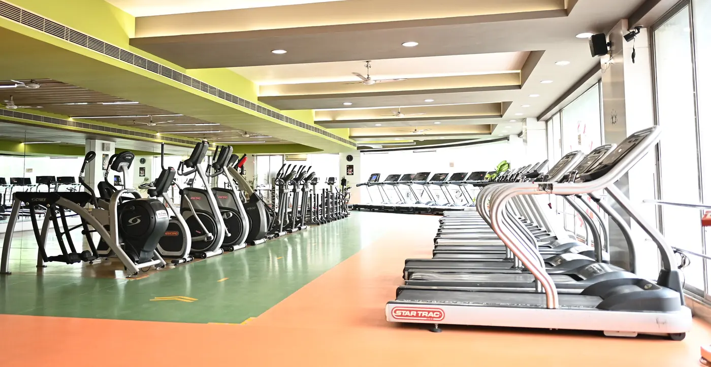 Satellite cardio floor