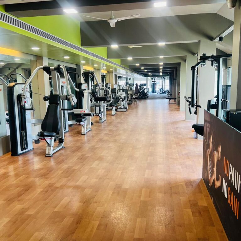 strenght-vastrapur-gym-1